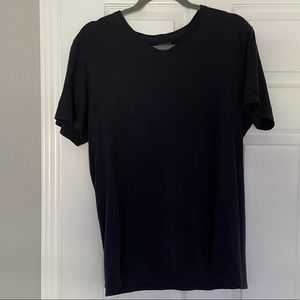 VINCE V-Neck T-Shirt Navy, Large